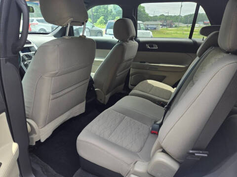 2015 Ford Explorer