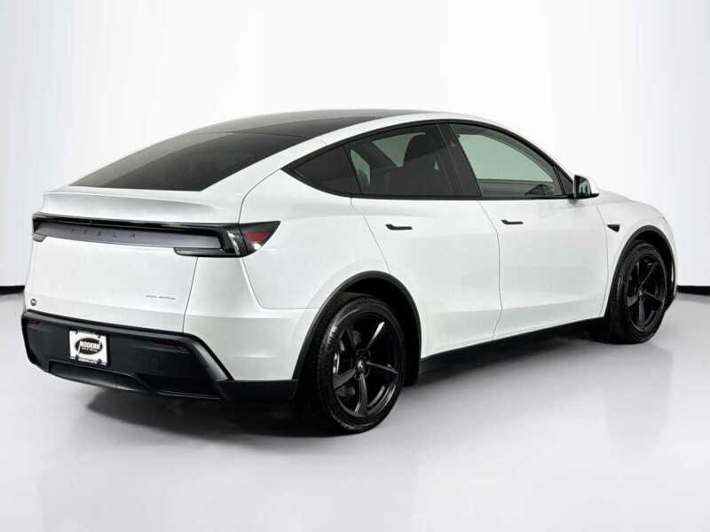 2026 Tesla Model Y Long Range