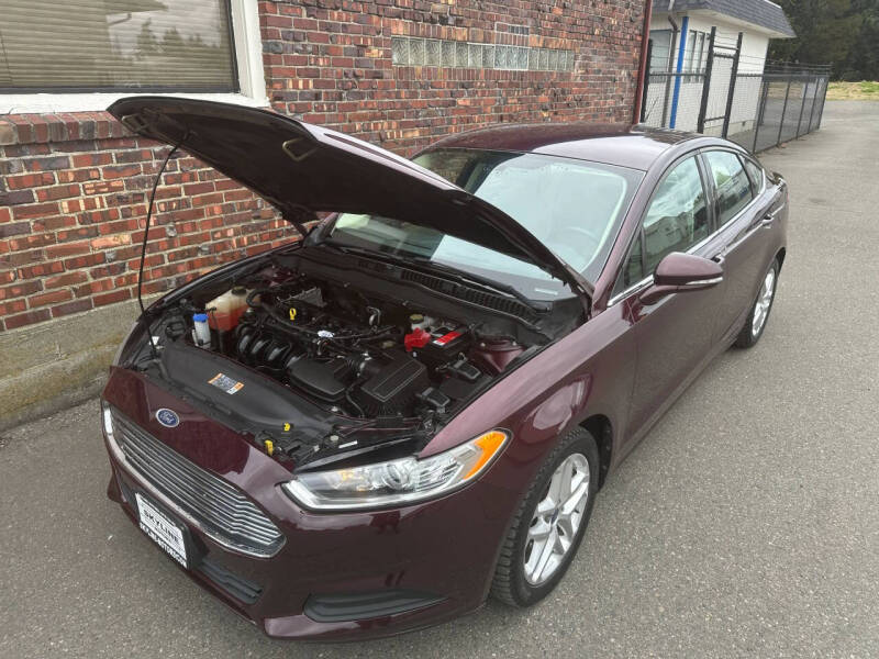 2013 Ford Fusion SE