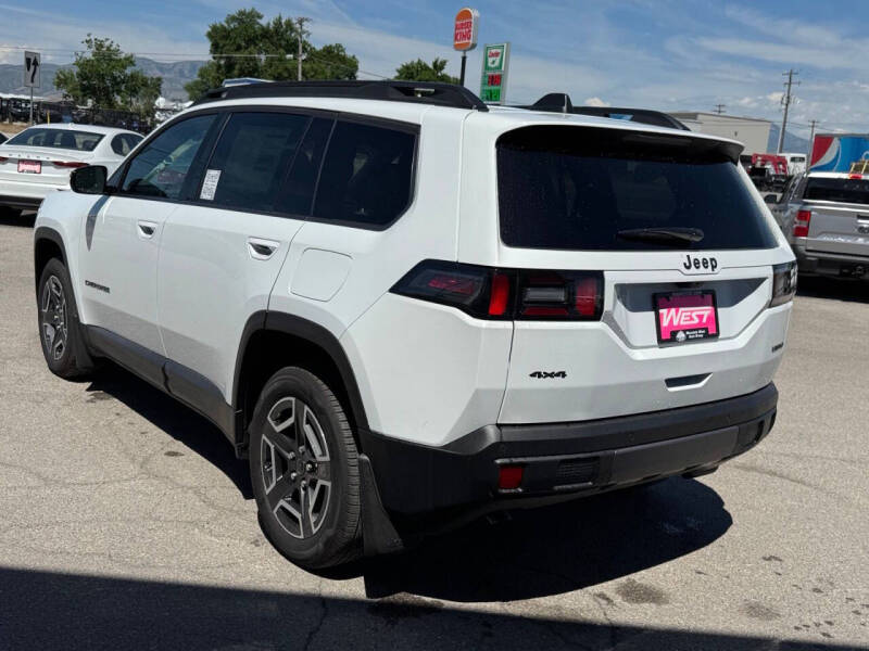 2026 Jeep Cherokee Laredo