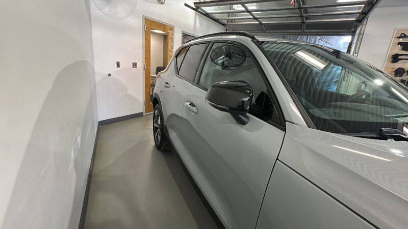 2026 Volvo XC40 B5 Plus