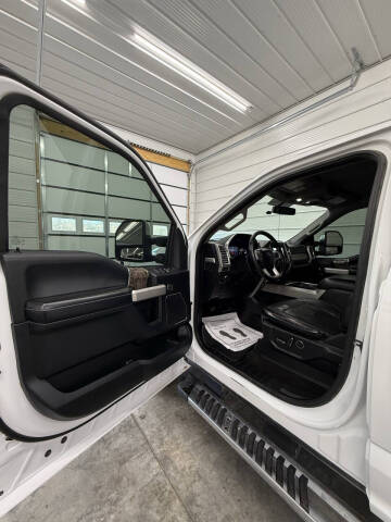 2017 Ford F-250 Super Duty Lariat