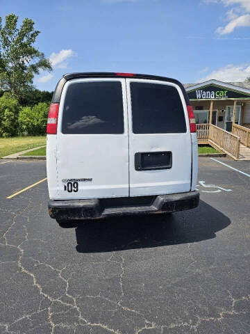 2017 Chevrolet Express 2500