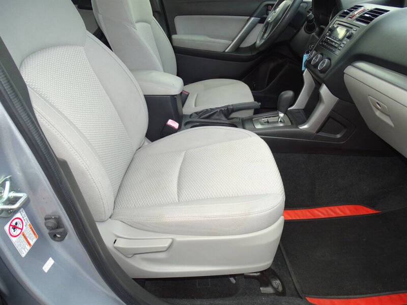 2014 Subaru Forester 2.5i