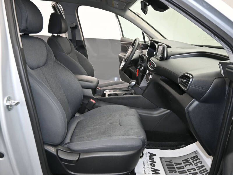 2020 Hyundai Santa Fe SE