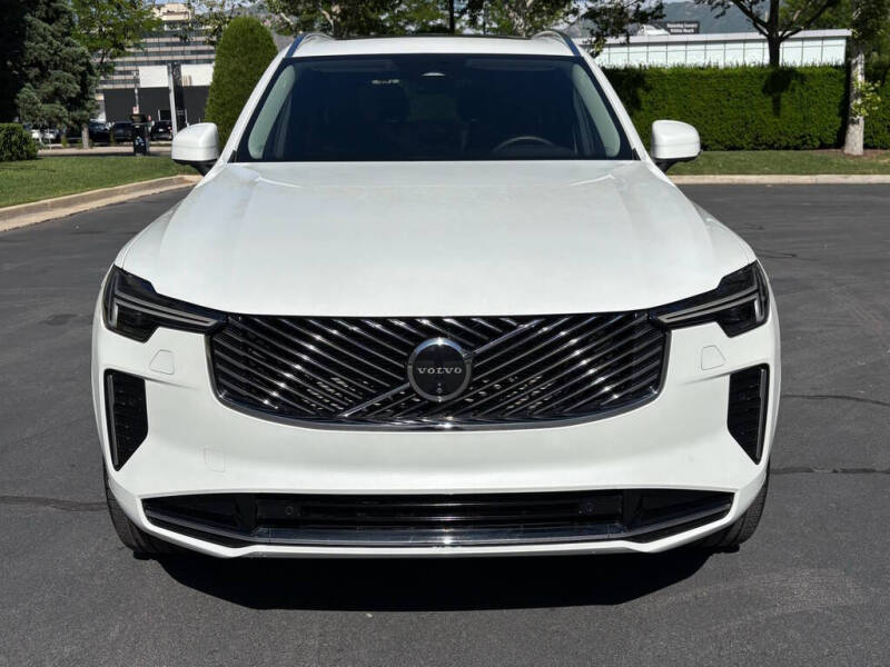 2025 Volvo XC90 B6 Plus Bright Theme 7P