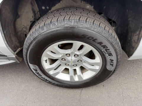 2016 Chevrolet Suburban LS