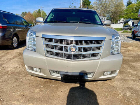 2013 Cadillac Escalade Platinum Edition