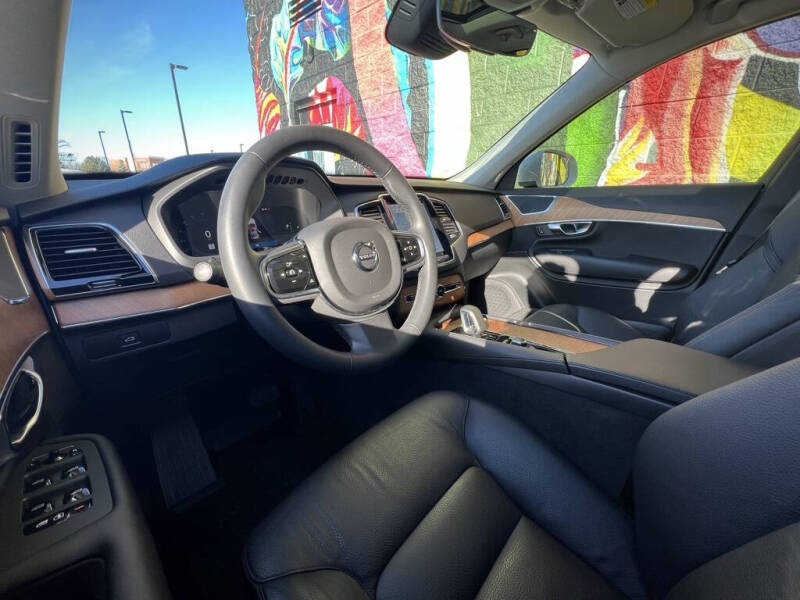 2024 Volvo XC90 B6 Plus Bright Theme 6P