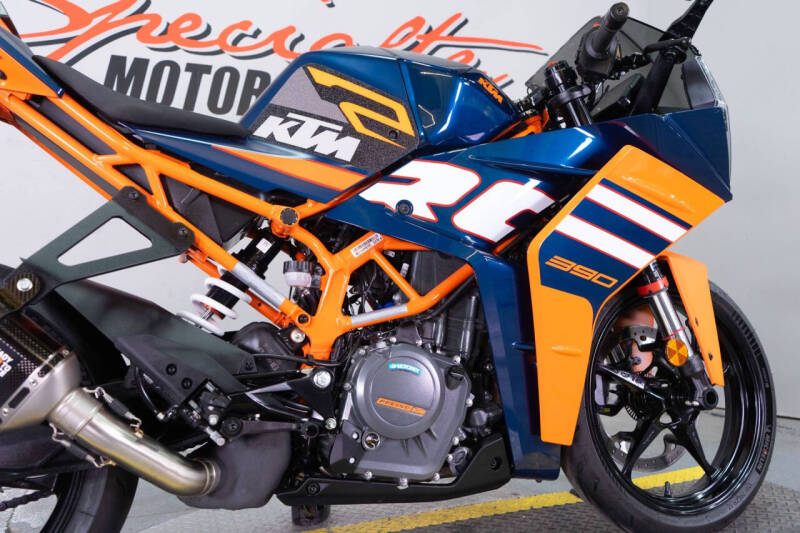 2024 KTM RC 390