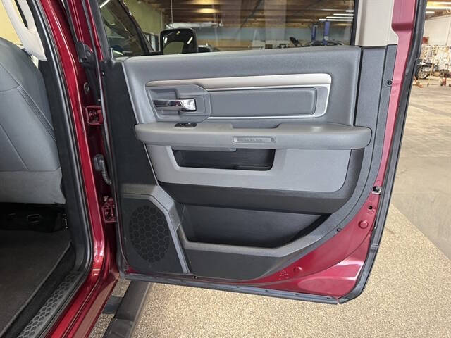 2017 RAM 1500 SLT