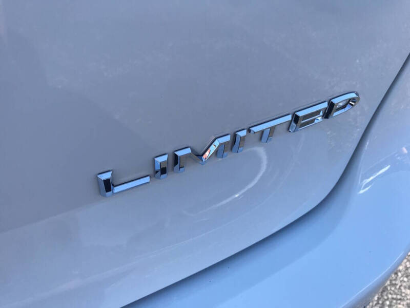 2027 Chrysler Pacifica Limited