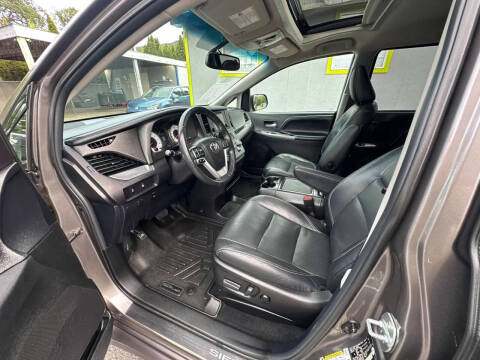 2017 Toyota Sienna
