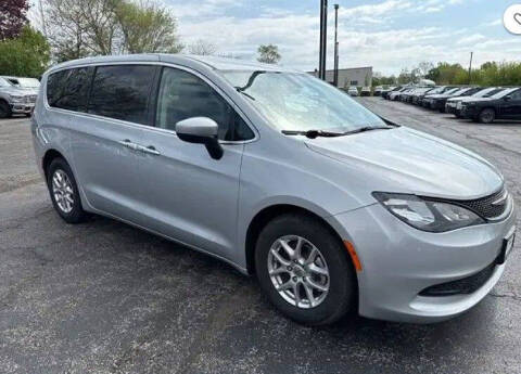 2022 Chrysler Voyager LX