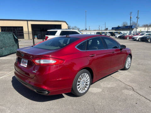 2016 Ford Fusion SE