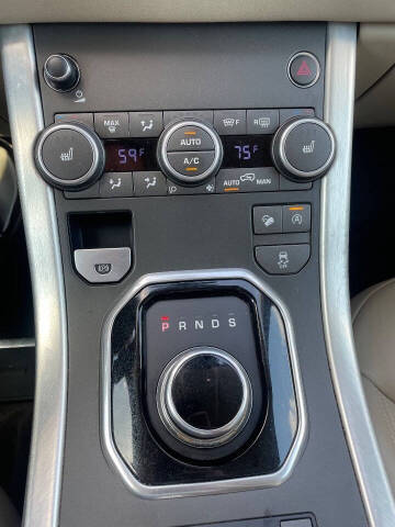 2017 Land Rover Range Rover Evoque SE