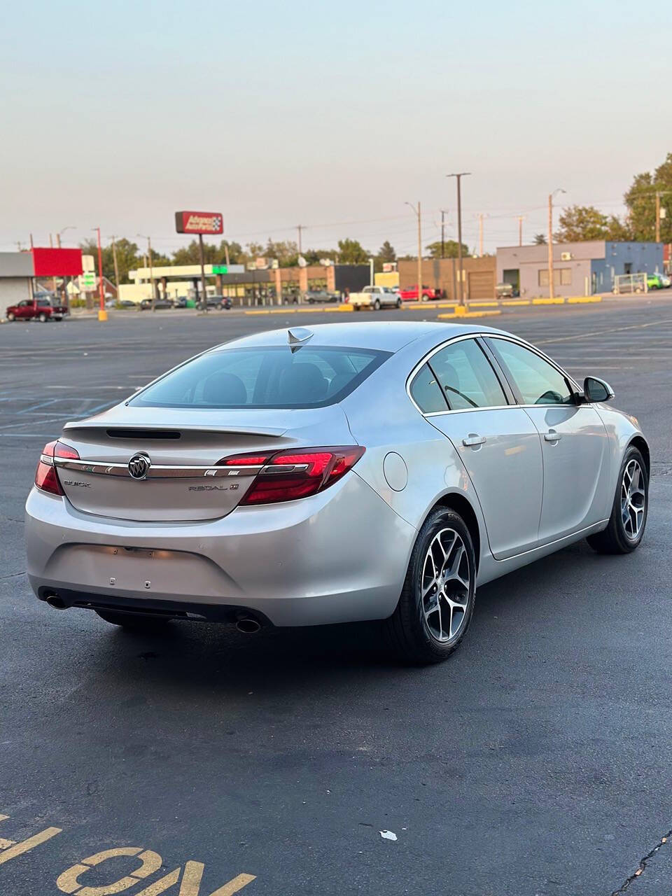 2017 Buick Regal for sale at Unlimited Auto Sales Inc. in Detroit, MI