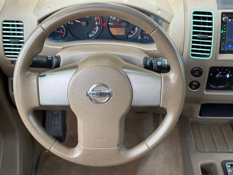 2005 Nissan Frontier SE