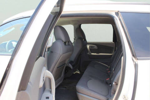 2012 Chevrolet Traverse LS