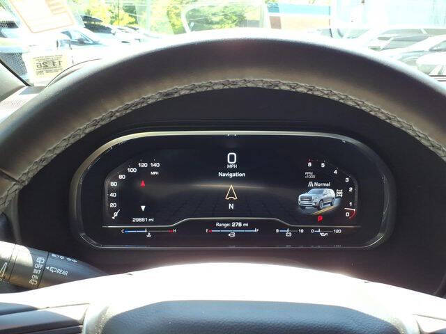 2023 GMC Yukon SLT