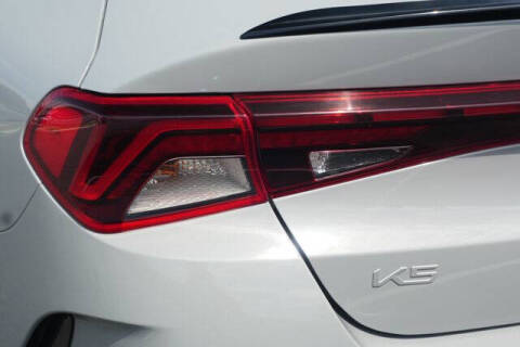 2023 Kia K5
