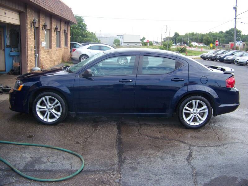2014 Dodge Avenger for sale at C and L Auto Sales Inc. in Decatur IL