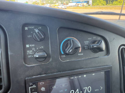 2001 Ford E-Series E-350 SD XL