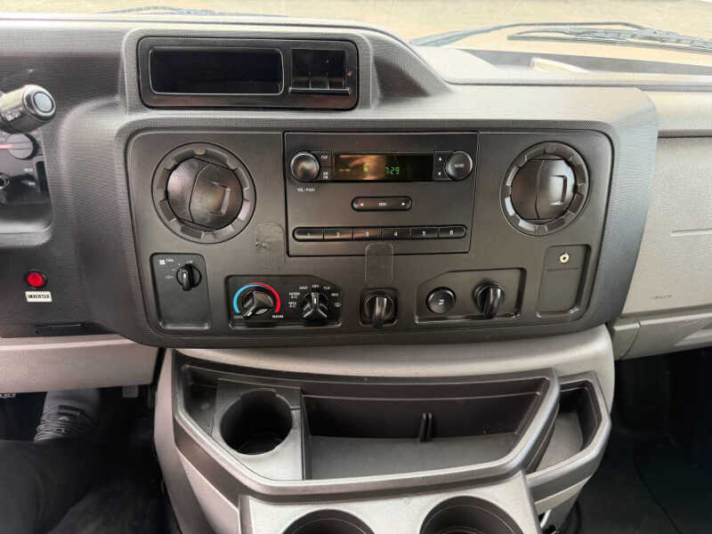 2013 Ford E-Series E-150