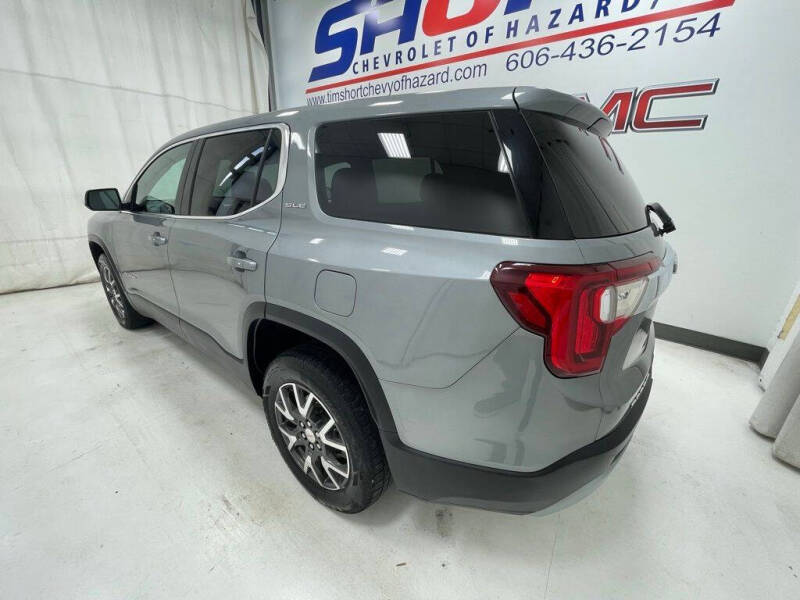 2023 GMC Acadia SLE