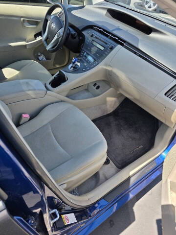 2011 Toyota Prius Two