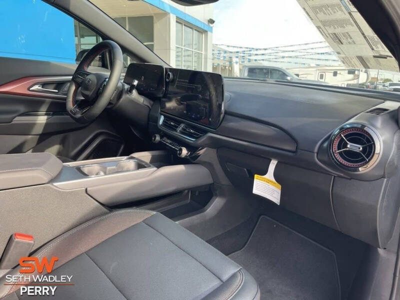 2025 Chevrolet Equinox EV RS