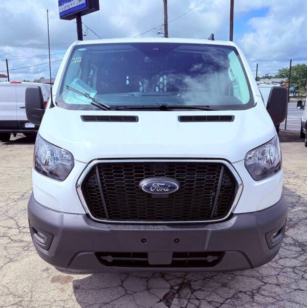 2025 Ford Transit 250