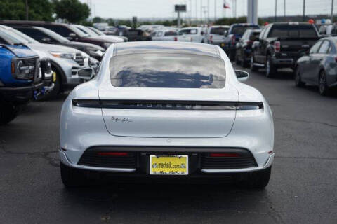 2022 Porsche Taycan