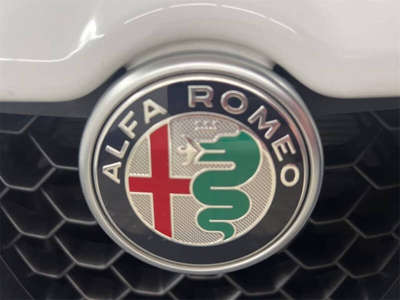 2022 Alfa Romeo Stelvio Ti