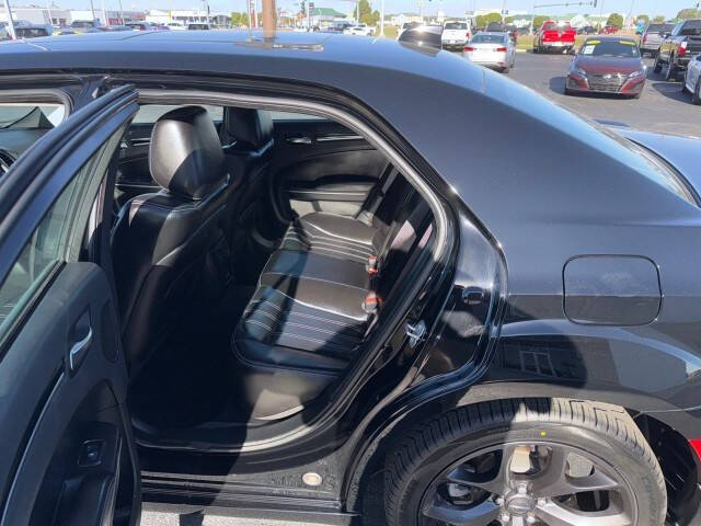 2023 Chrysler 300 S V6