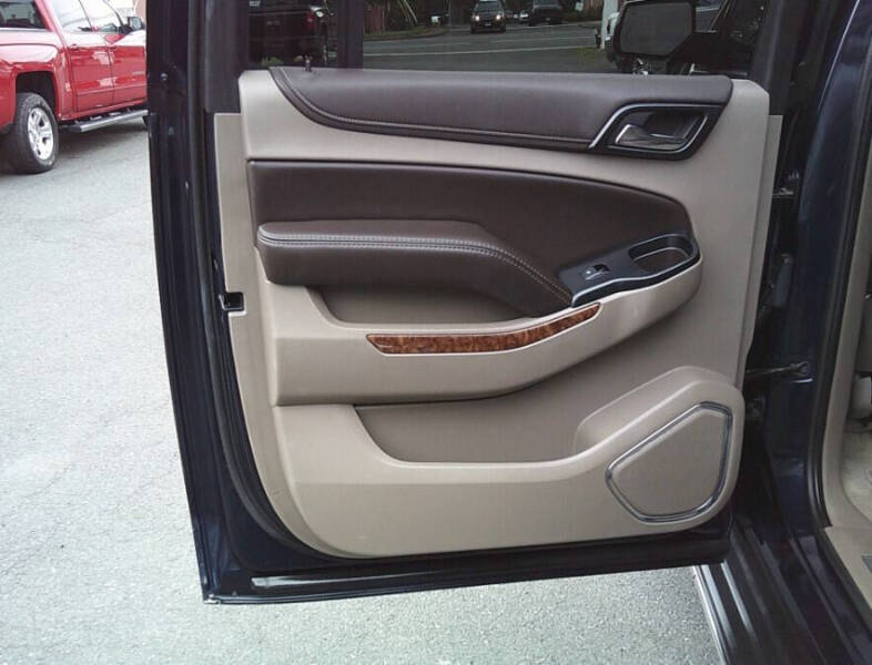 2017 Chevrolet Suburban Premier