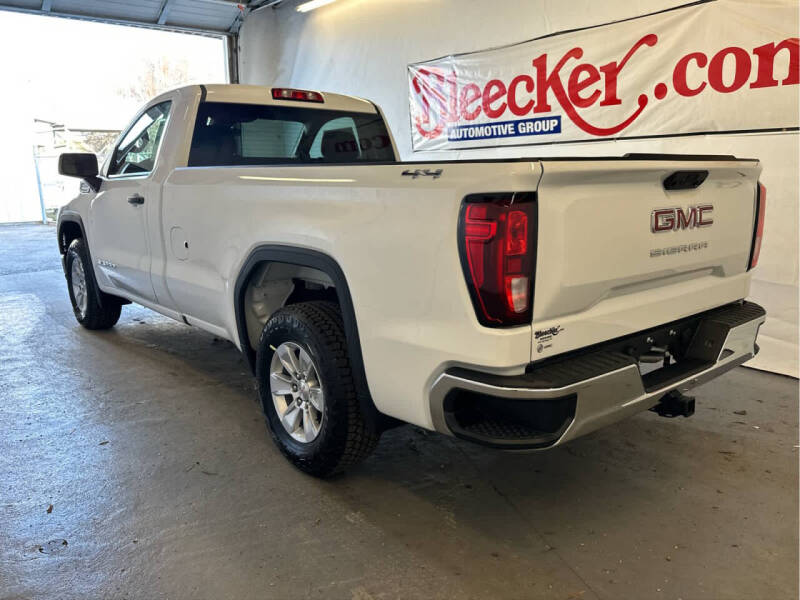 2025 GMC Sierra 1500 Pro