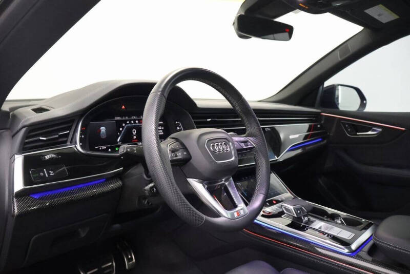 2023 Audi SQ8 4.0T quattro Premium Plus