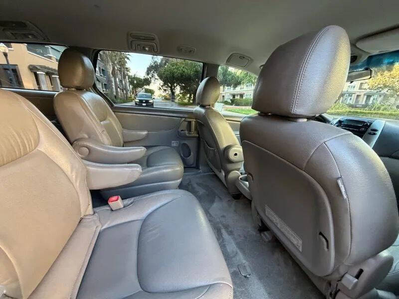 2010 Toyota Sienna