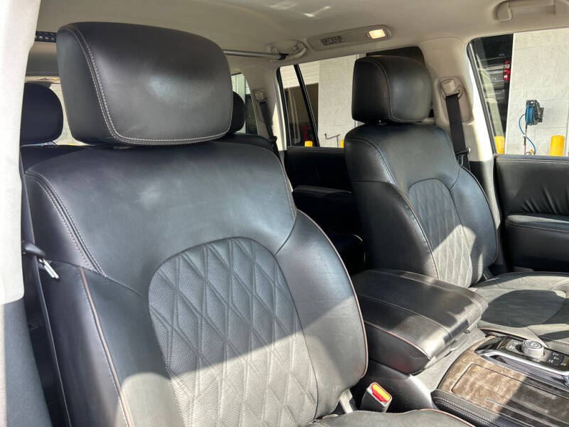2023 Nissan Armada Platinum