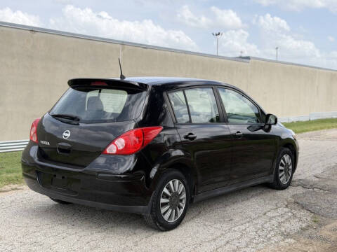2011 Nissan Versa 1.8 S