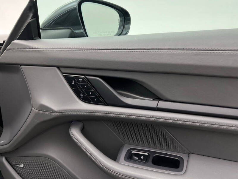 2022 Porsche Taycan 4S