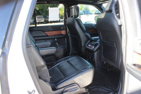 2019 Lincoln Navigator L Select
