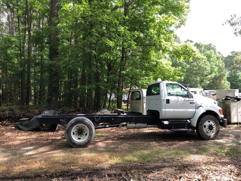 2004 Ford F-650 Super Duty