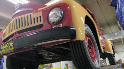 1953 International L-120 Series