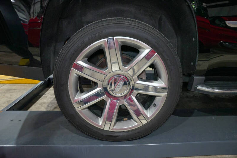 2017 Cadillac Escalade Luxury