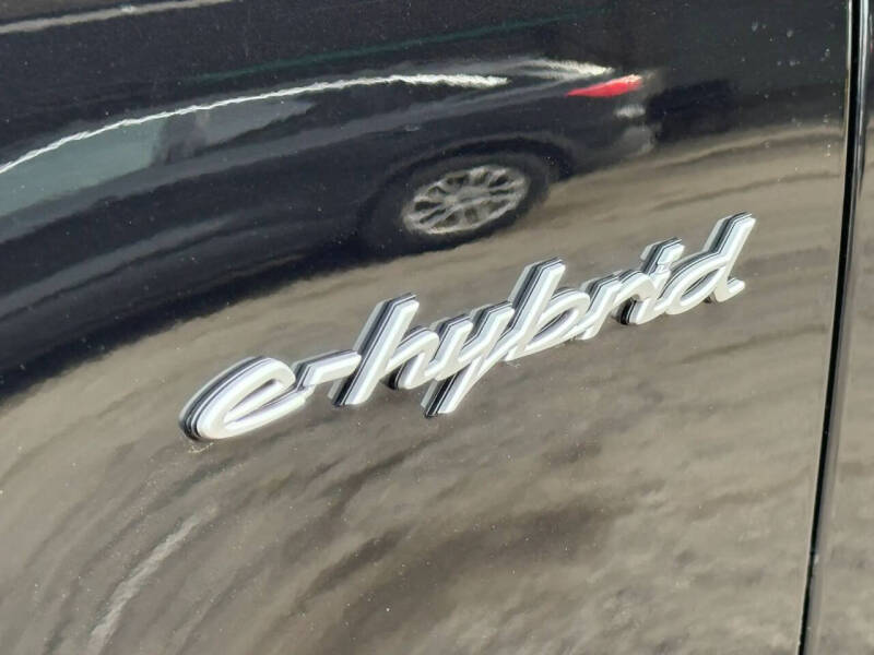 2024 Porsche Cayenne Turbo E-Hybrid