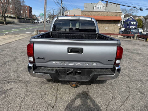 2019 Toyota Tacoma SR5 V6