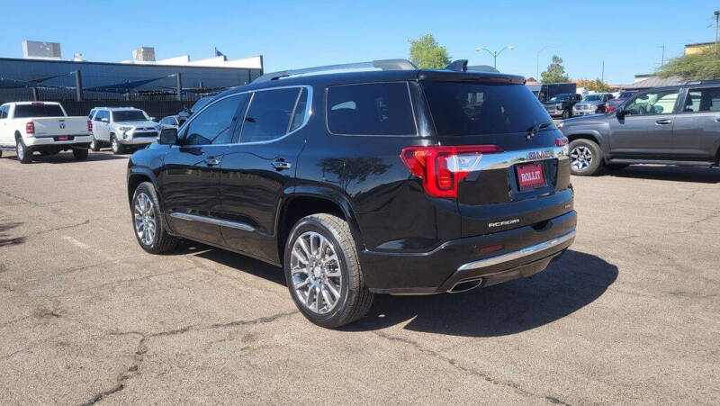 2023 GMC Acadia Denali