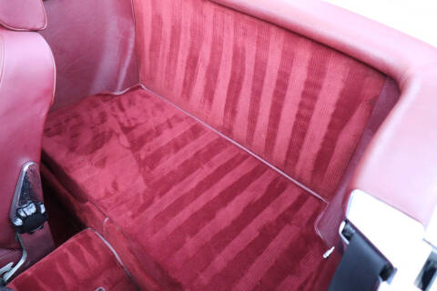 1987 Mercedes-Benz 560-Class 560 SL